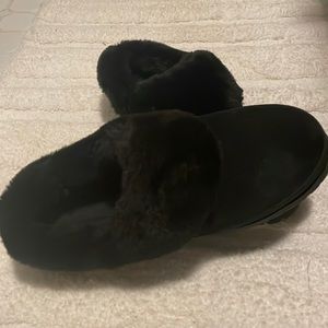 Brand new Timberland slippers